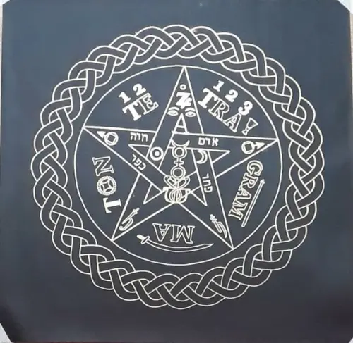 Mandala em Courvim Preto Liso 70cm - Tetragrammaton