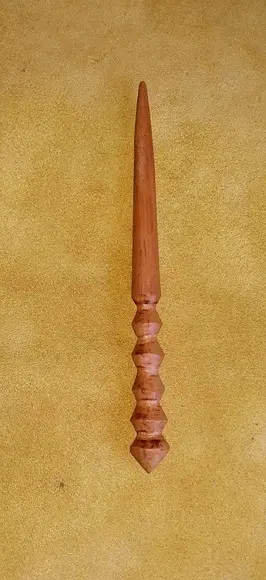 Mini Varinha Cedro Rosa 15cm Mod. 03