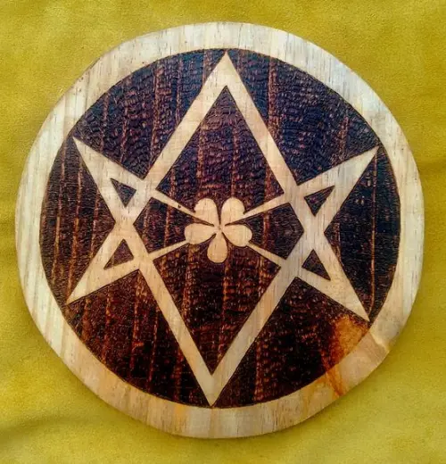 PLACA PENTAGRAMA UNICURSAL / HEXAGRAMA 28CM