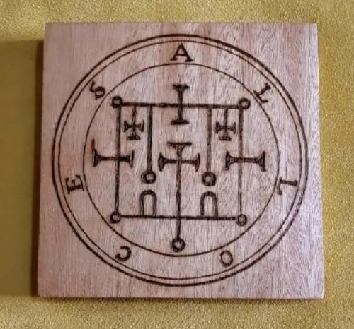 PLACA SIGILO DE ALLOCES 28CM (REDONDA OU QUADRADA)