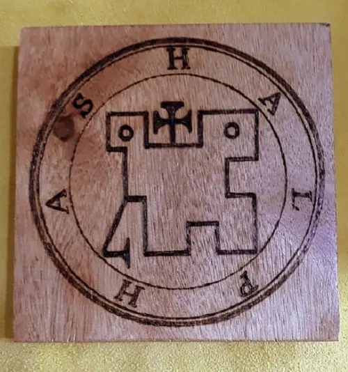 PLACA SIGILO DE HALPHAS 28CM (REDONDA OU QUADRADA)