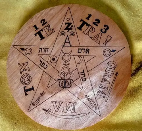 PLACA TETRAGRAMMATON MOD. 02 28CM