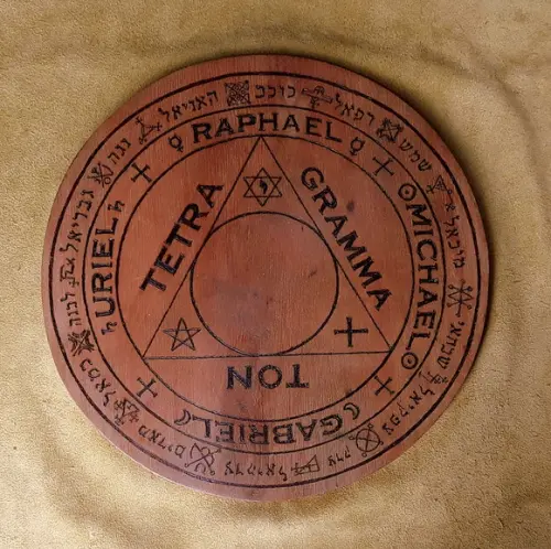 Placa Tetragramaton 28cm