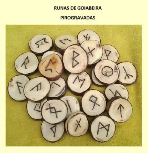 Runas de Goiabeira 25 Peças