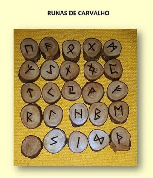 Runas de Pau Pêra 25 Peças