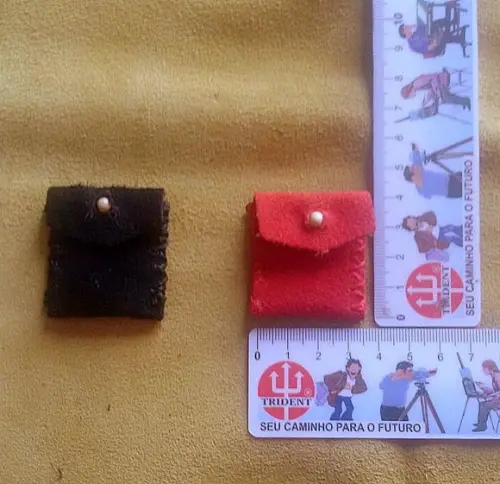 Saquinho Patuá em Couro Preto 3,5 cm x 4cm