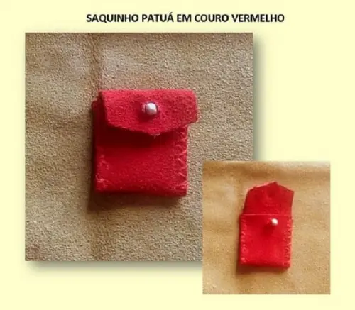 Saquinho Patuá em Couro Vermelho 3,5 cm x 4cm