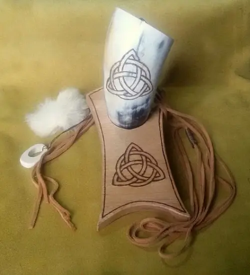 Suporte de Madeira Drinkhorn Mod. 01