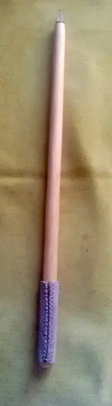 Varinha Cedro com Couro 40cm