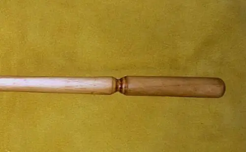Varinha Cedro Amarelo C/cristal 40cm