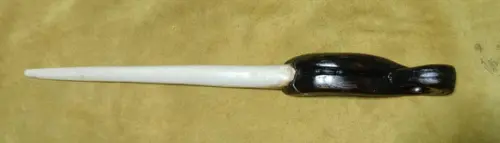 Varinha de Cedro Estilizada 40cm