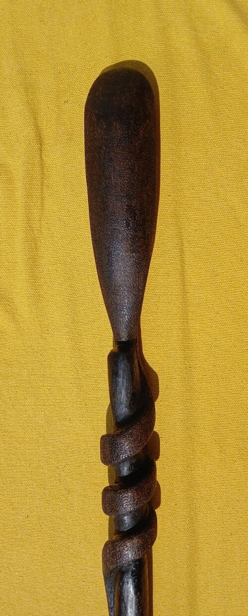 Cajado de Madeira 180cm Mod Cobra Naja