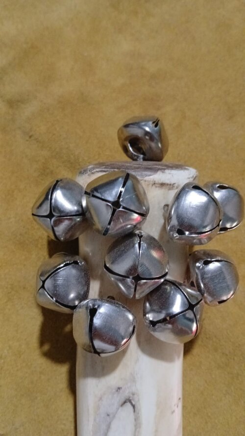 Maraca Chocalho Campanela de Osso com  20 Guisos de Metal 20cmx10