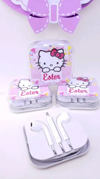 Fone de Ouvido Hello Kitty na Caixinha