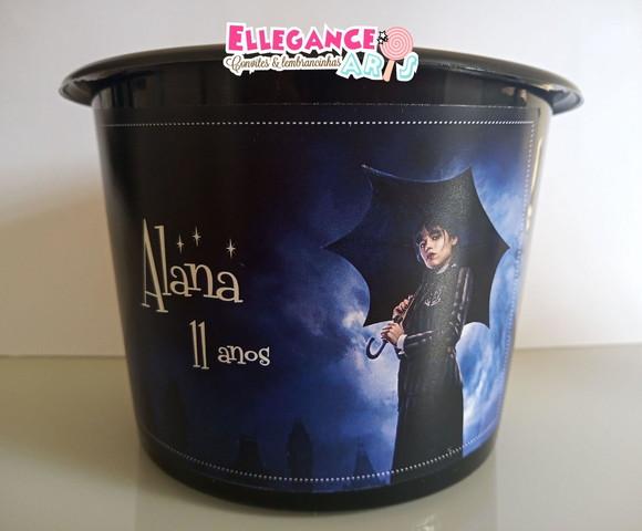 Balde de Pipoca Wandinha Addams/ Família Addams