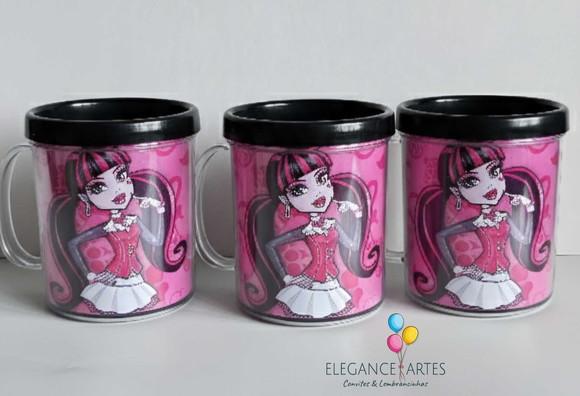 Caneca Draculaura