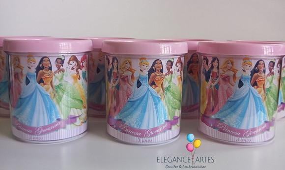 Caneca Princesas