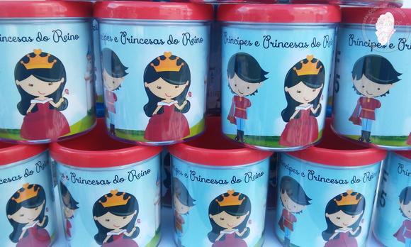 Caneca Príncipes e Princesas do Reino