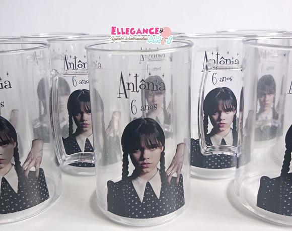 Caneca Wandinha Addams/ Família Addams