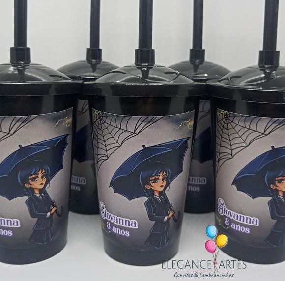 Copo Twister 400ml Wandinha Addams/ Família Addams