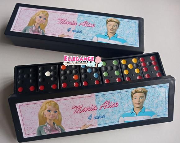 Dominó Barbie e Ken