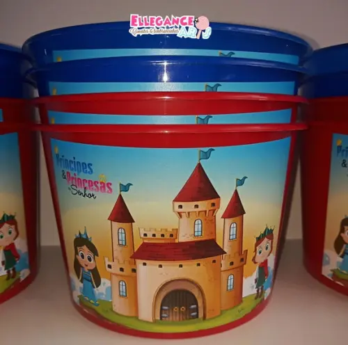 Balde de Pipoca Príncipes e Princesas do Reino