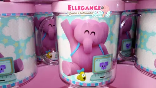 Caneca Pocoyo Menina