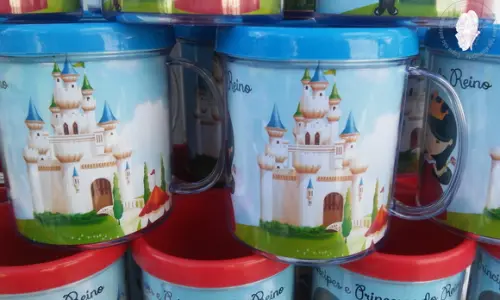 Caneca Príncipes e Princesas do Reino