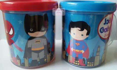 Caneca Super Heróis
