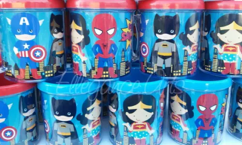 Caneca Super Heróis