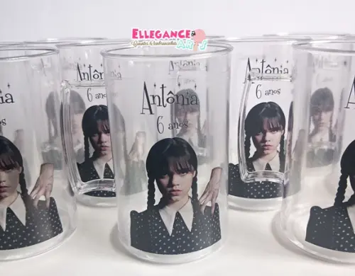 Caneca Wandinha Addams/ Família Addams