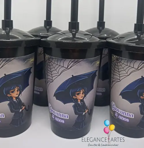 Copo Twister 400ml Wandinha Addams/ Família Addams