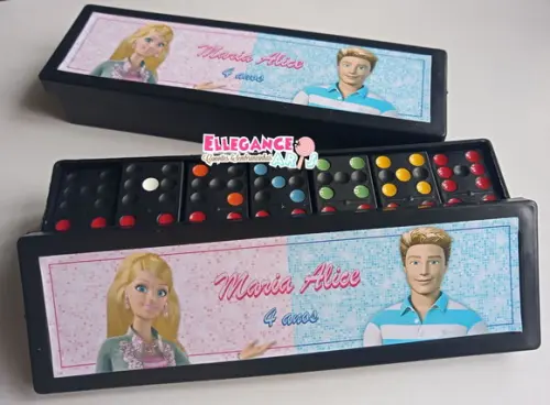 Dominó Barbie e Ken