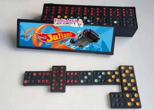 Dominó Hot Wheels