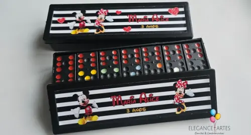 Dominó Mickey e Minnie