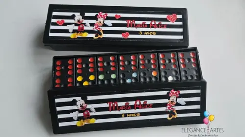Dominó Mickey e Minnie