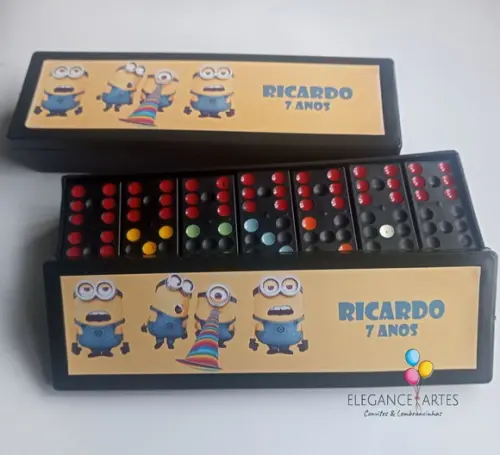 Dominó Minions