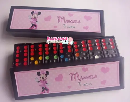 Dominó Minnie