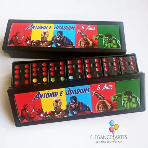 Dominó os Vingadores