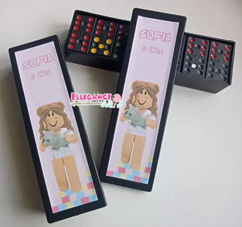 Dominó Roblox Menina