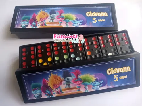 Dominó Trolls 3