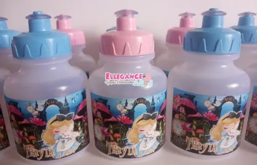 Garrafinha Squeeze Alice no País das Maravilhas