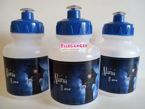 Garrafinha Squeeze Wandinha Addams/familia Addams