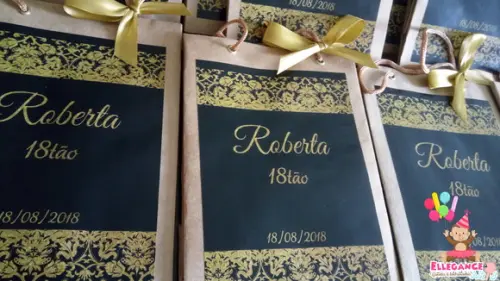 Sacolinha Preta e Dourada