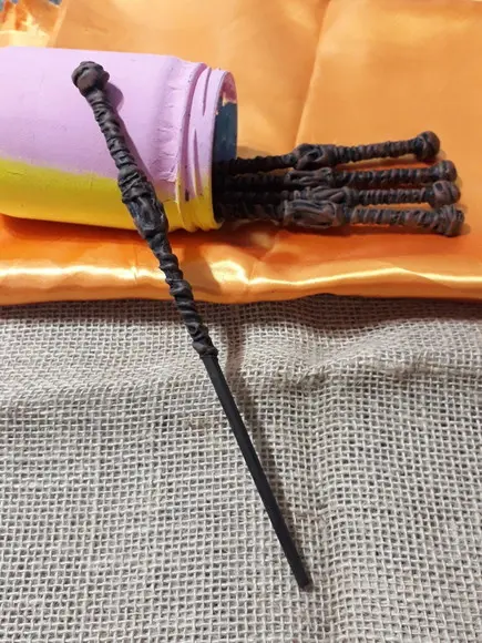 Kit Lembrancinhas 30 Mini Varinhas Simples 25cm para Festa Harry Potter, Fantasia, Bruxaria, Halloween e Fadas