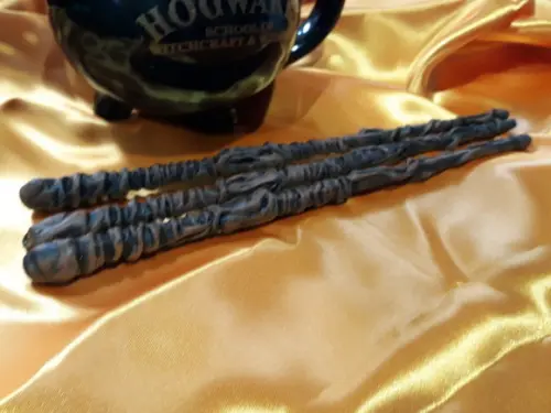 Kit Lembrancinha - 10 Mini Varinhas Simples 30cm para Festa Harry Potter, Fantasia, Bruxaria, Halloween e Fadas