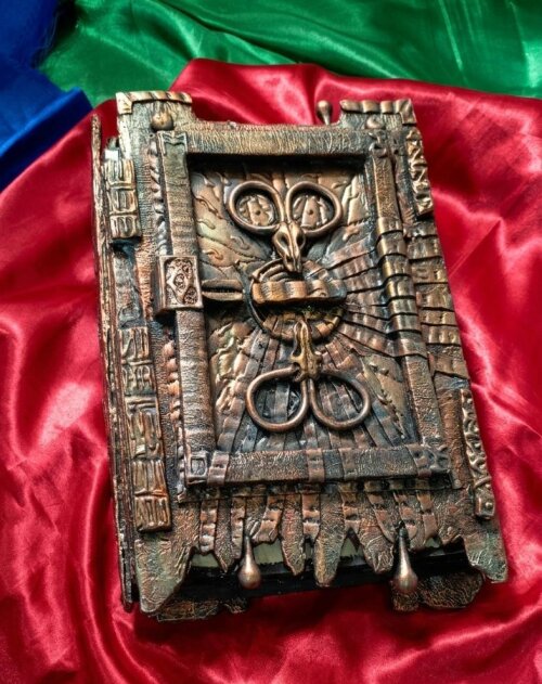 Livro Darkhold Feiticeira Escarlate Wanda Vision