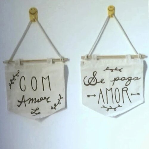 Cadeira de Noivos - Flâmulas Personalizadas em Lettering