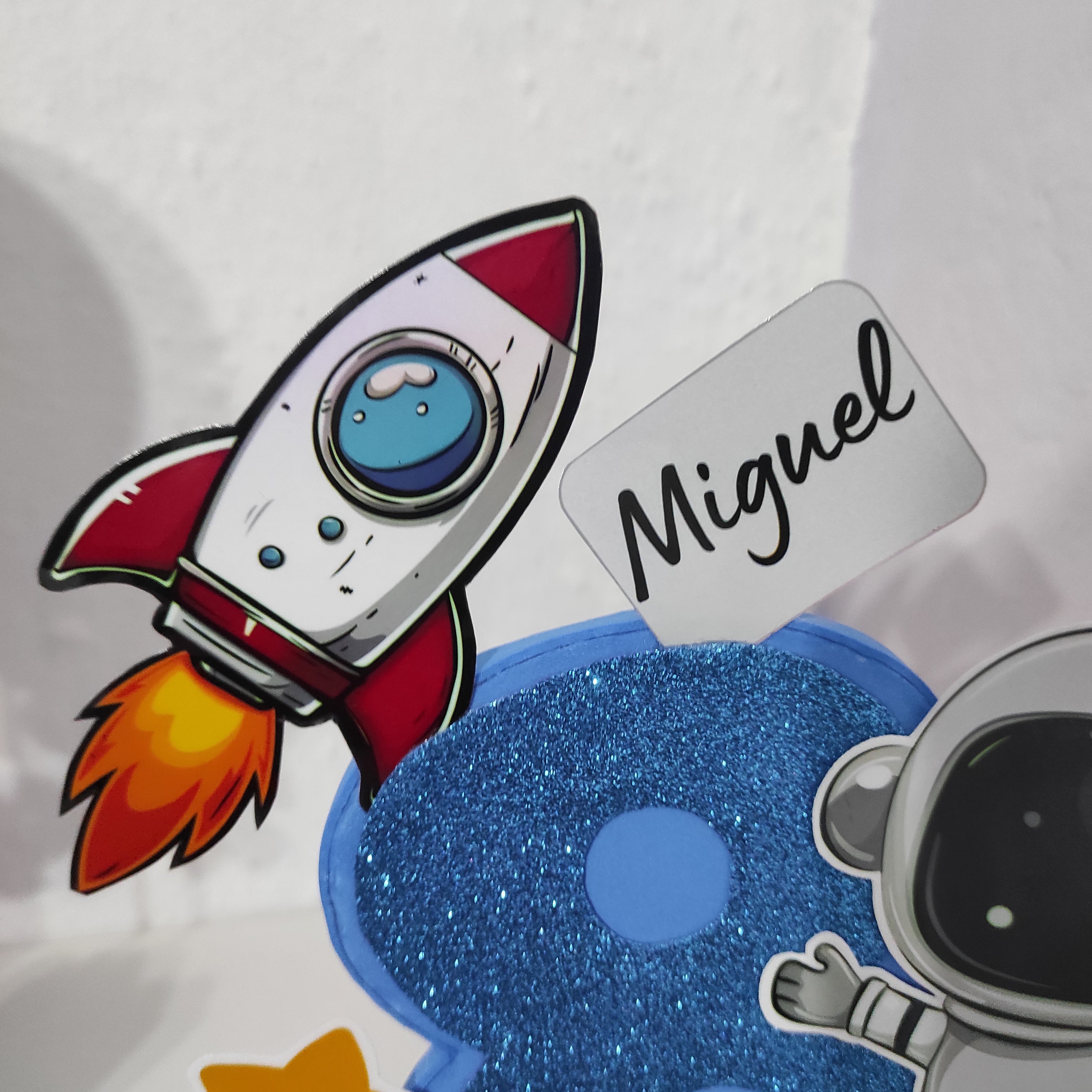 Centro de Mesa Astronauta Personalizado em EVA com Número | Fazem