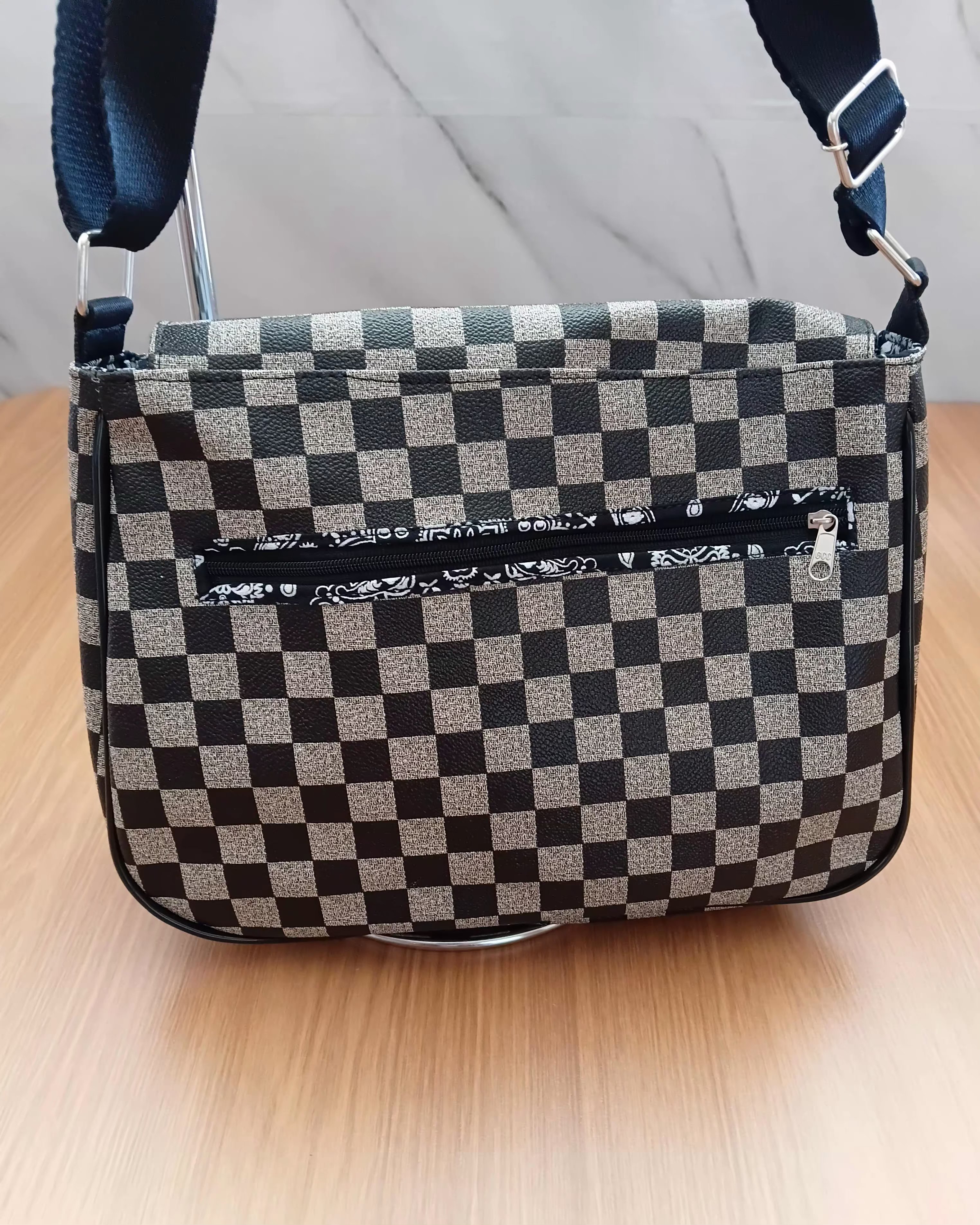 Bolsa transversal